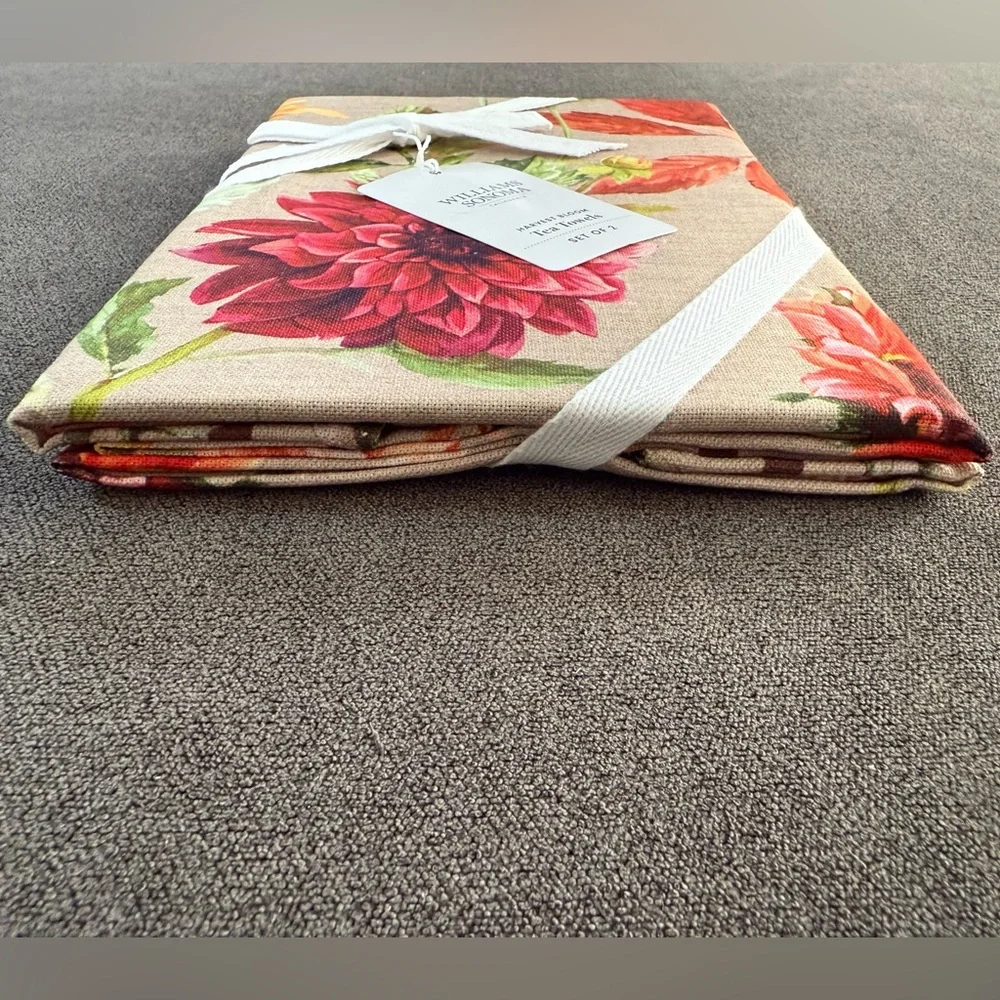 Williams Sonoma Harvest Bloom Towels Set of 2